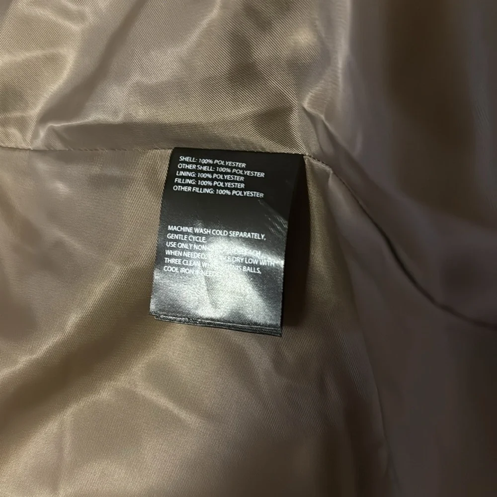 Tahari Women's Beige longer length Puffer Coat - Picture 12 of 12